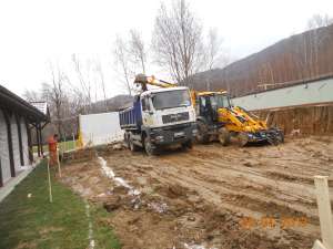OFER SPRE INCHIRIERE BULDOEXCAVATOR JUD.BRASOV