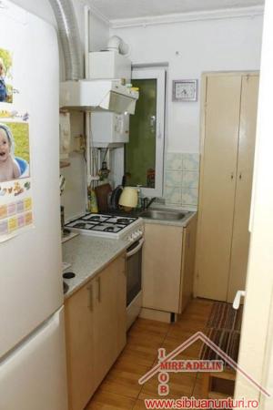 VAND APARTAMENT 2 CAMERE,  36 mp,  VASILE AARON