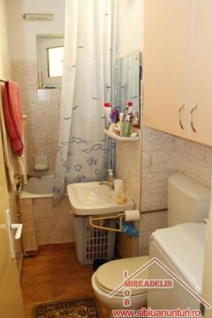 VAND APARTAMENT 2 CAMERE,  36 mp,  VASILE AARON