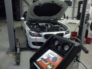 Schimb de ulei
Schimb de bujii
Reparatii motoare
Reparatii cutii de transfer
Reparatii cutii aut