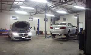 Schimb de ulei
Schimb de bujii
Reparatii motoare
Reparatii cutii de transfer
Reparatii cutii aut