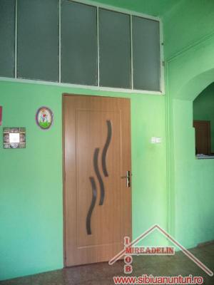 VAND APARTAMENT 2 CAMERE,   LA CASA,   78 mp,   CENTRAL