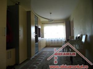 VAND APARTAMENT LA CASA,   Str.Stefan cel Mare