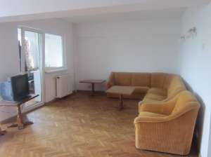 Titulescu,    particular inchiriez ap 4 camere
