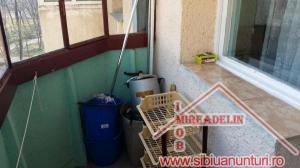 INCHIRIEM APARTAMENT 2 CAMERE B-DUL VICTORIEI