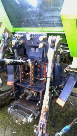 TRACTOR Deutz DX145  -- tel: 0736-613899