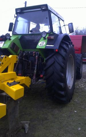 TRACTOR Deutz DX145  -- tel: 0736-613899