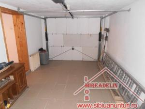 VAND CASA 3 CAMERE,     ZONA GUSTERITA