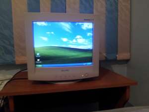 Vand Monitor PC SAMPO AlphaScan 718
