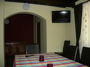 Predeal,  apt in casa,  160 mp