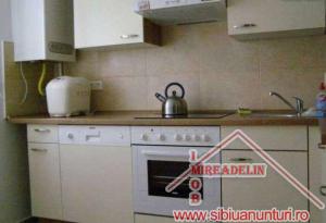 VAND GARSONIERA LUX,  42 mp,  ZONA PIATA SADU