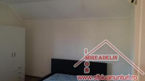 INCHIRIEZ CASA 4 CAMERE,    SELIMBAR