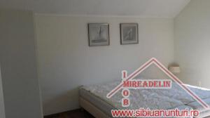INCHIRIEZ CASA 4 CAMERE,    SELIMBAR