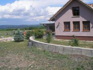 �n Mogyor�d (Ungaria) Casă de v�nzare