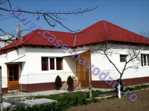 Vand casa Navodari 52000 euro