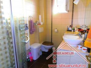VAND APARTAMENT 5 CAMERE,  LUX,  STRAND II
