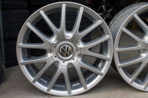 Jante originale VW Golf GT pe 17
