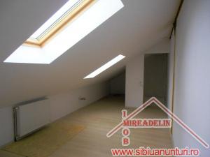 INCHIRIEZ APARTAMENT 3 CAMERE,   CALEA CISNADIEI