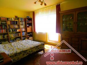 VAND APARTAMENT 4 CAMERE,  STRAND