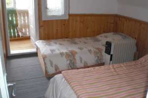 SUPER OFERTA !!! Casa la munte (langa Belis)