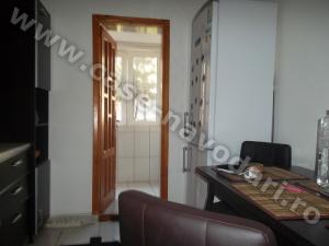 Vand apartament 2 camere in Navodari zona  sud