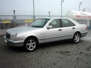 vand m.benz ,  limuzina,  , , stare noua, ,   diesel, imatriculat ro.