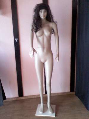 manechine din plastic dame si barbati