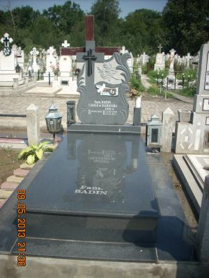 EXECUT CONSTRUCTII FUNERALE MARMURA MOZAIC SI GRANIT