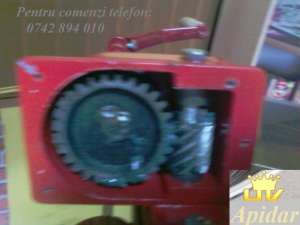 Centrifuga inox pe 3 si 4 rame