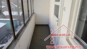 VAND APARTAMENT 2 CAMERE,  100 MP,   ULTRACENTRAL