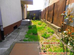 INCHIRIEM APARTAMENT LA CASA,   2 CAMERE,  100 MP,   SOS. ALBA IULIA