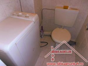 INCHIRIEZ APARTAMENT 3 CAMERE,  85 mp, TURNISOR