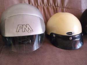 casca moto scuter in stare foarte buna , modele diferite !