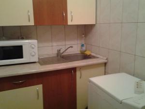 Inchiriere regim hotelier si termen lung.