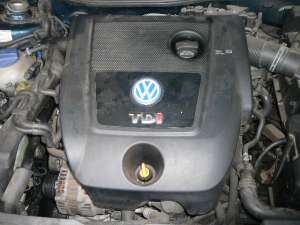 dezmembrez golf 4