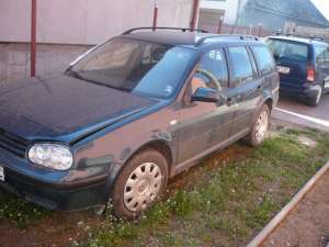 dezmembrez golf 4