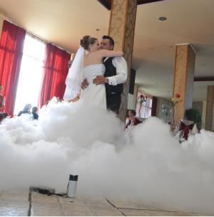 Fum Greu cu gheata carbonica la nunta