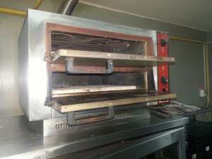 Vand cuptor electric profesional pentru pizza