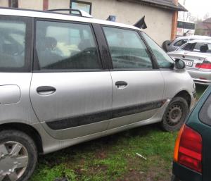 Dezmembrez Renault Espace