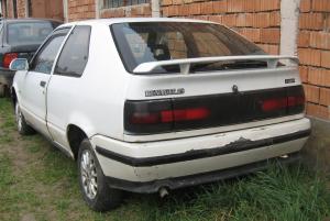 Dezmembrez Renault 19