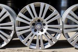 Jante originale Mercedes E Coupe Avantgarde pe 17