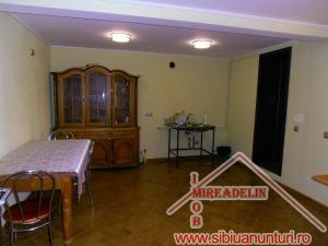 INCHIRIEZ CASA 4 CAMERE,   TURNISOR