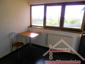 INCHIRIEZ CASA 4 CAMERE,   TURNISOR