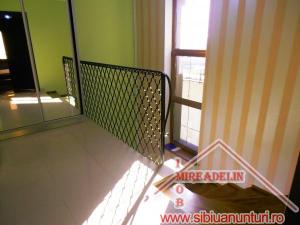 INCHIRIEZ CASA 4 CAMERE,   TURNISOR