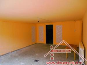 INCHIRIEZ SPATIU COMERCIAL,  50 mp,  PROTECTIA MEDIULUI