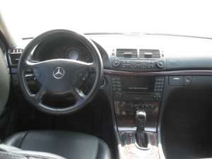 Mercedes E200