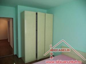 INCHIRIEZ APARTAMENT 2 CAMERE,   48 MP,   TEREZIAN