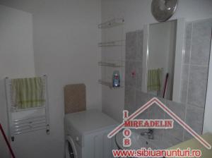 INCHIRIEZ APARTAMENT 2 CAMERE,   48 MP,   TEREZIAN