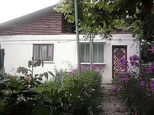 Vand casa in prahova banesti