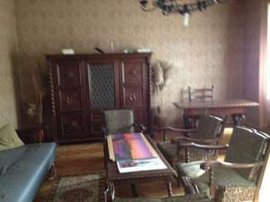 �n Budapesta (Ungaria),  Casa de 165 mp de v�nzare